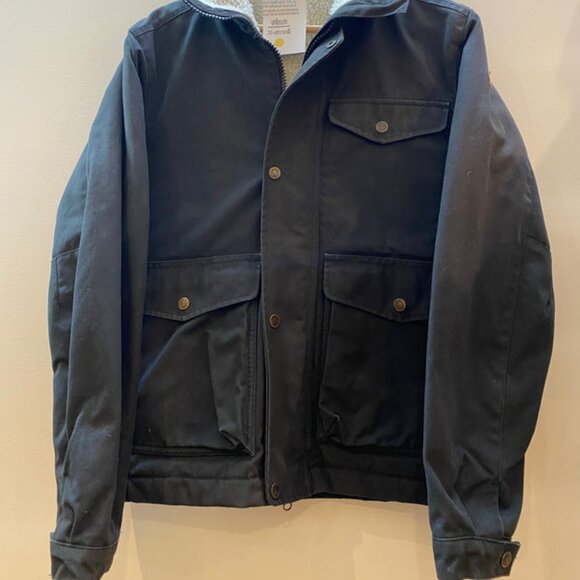 FJALLRAVEN - Picture 2 of 9